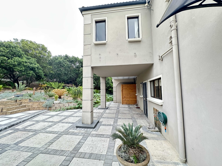 4 Bedroom Property for Sale in Cola Beach Western Cape